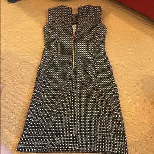 Chic Black and White Calvin Klein Patterned Dress